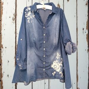 Vintage American faded wash blue denim shirt with embroidery size 1X NWT